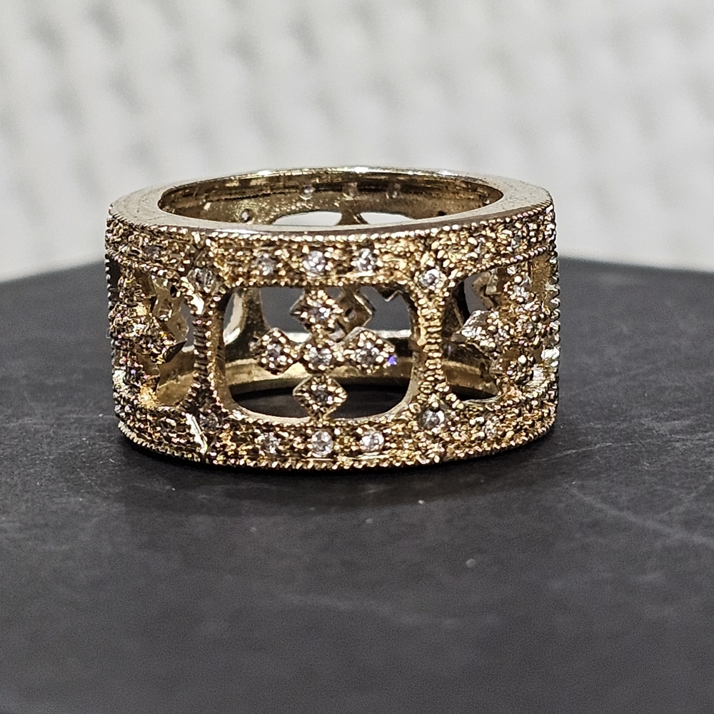 925 Gold Vermeil and Crystal Band Ring - Picture 10 of 16